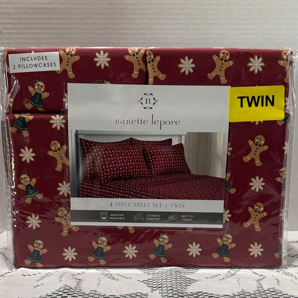 Nanette Lepore Twin Sheet Set Red Holiday Gingerbread Girl, Man & Snowflakes